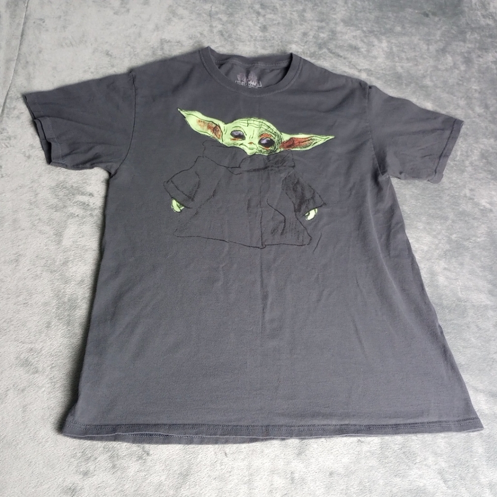 Star‎ Wars Mandalorian Star Wars The Mandelorian Baby Yoda Grogu T-shirt, Medium
